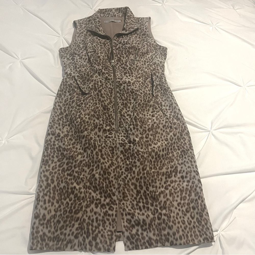 Marc New York Andrew Marc leopard zipped buckled dress with slit Nude Size 8 New